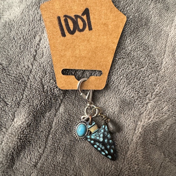 Boho Vintage Style Charm Keychain - Picture 1 of 1